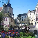 Les De Beauviel Konukevi 3*