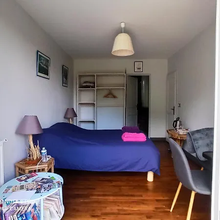 ゲストハウス Les De Beauviel