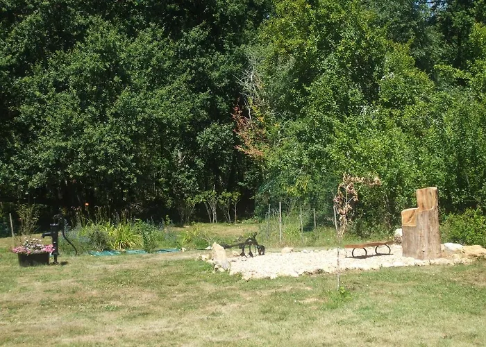 Gæstehus Les De Beauviel Saint-Jean-dʼEyraud