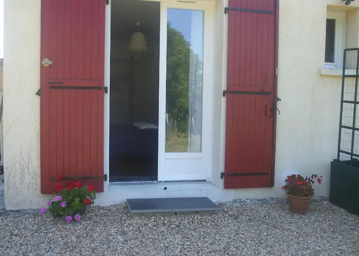 Les De Beauviel Gæstehus Saint-Jean-dʼEyraud