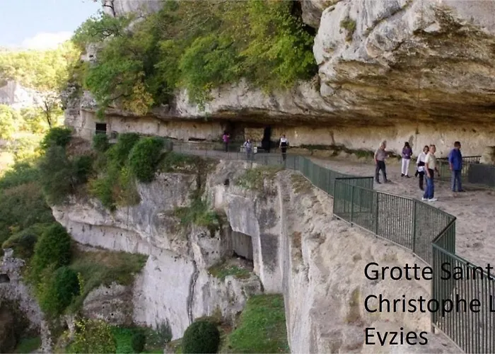 Les De Beauviel Saint-Jean-dʼEyraud